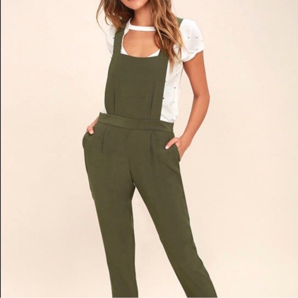 ROMEO and Juliet Coutour Olive Green overalls Jumpsuit